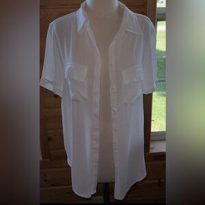 Yellow Chair White Short Sleeve Button-Up Shirt Medium